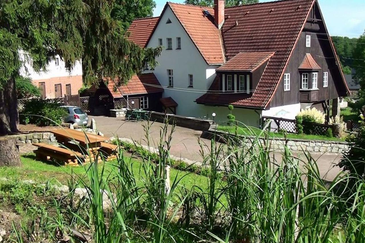 Hotel Krasnoludki Sosnówka エクステリア 写真