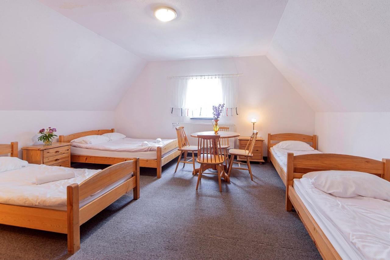 Hotel Krasnoludki Sosnówka エクステリア 写真